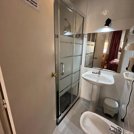 Emilio Hotel *